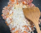 รูปขั้นตอนการทำที่ 2 ของ ข้าวผัดหมูสับใส่ไข่