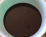 A picture of step 10 of Vanilla Cake with Chocolate Frosting.