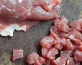 Foto del paso 1 de la receta: 🥟Empanadas de Carne Cortada a Cuchillo: Un Golazo para Compartir 🇦🇷