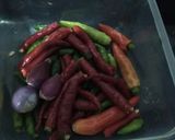 Foto langkah ke 2 dari resep Sambel Brambang Asem /daun ubi jalar/ glandir/ lengguk.