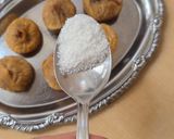 Foto del paso 4 de la receta: Higos secos tipo Smyrna pero de producción nacional 🇦🇷 con nueces de nogal, nevados con coco rallado