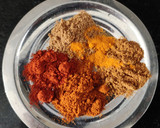 முட்டை மசாலா பிரட்டல் (Egg masala mix recipe in tamil) ரெசிபி ஸ்டேப் 4 புகைப்படம்