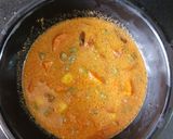 A picture of step 5 of Indo- chinese curry.
