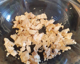 Foto del paso 1 de la receta: Ensalada distinta con sobras de pollo asado y aliño cremoso