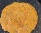A picture of step 3 of Leftover rotis ghavne(chilla).