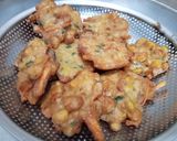 Foto langkah ke 5 dari resep Bakwan Jagung.