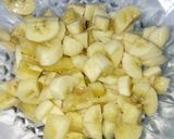 Foto langkah ke 1 dari resep Roti pisang khas Banjar.