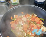 Foto del paso 8 de la receta: Pollo con Verduras