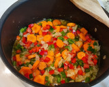 Foto del paso 3 de la receta: Guiso de patatas, pollo y verduras