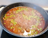 Foto del paso 4 de la receta: Estofado de solomillo de cerdo con champiñones