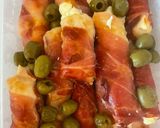 Feta-val töltött, bacon-be csavart csirkemell recept fázis 3 fotója