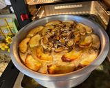 Hình bước làm 3 của món Bánh mì mix trái cây