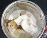 A picture of step 3 of Cold coffee with Ice cream.