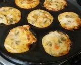 A picture of step 2 of Leftover rice mini uttapam.