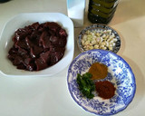 Foto del paso 1 de la receta: Hígado de cordero con toque marroquí