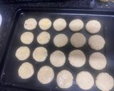 A picture of step 3 of Nan khatai (biscuits).