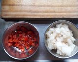 Foto del paso 1 de la receta: Arroz con zapallito tomate y cuadrada