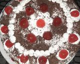 A picture of step 6 of Black forest cake (INSTANT).
