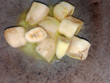 Roti isi pisang coklat keju