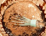 Foto langkah ke 5 dari resep Triple Chocolate Fudgy Brownies.