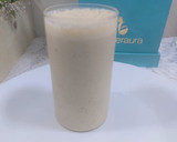 A picture of step 2 of Dates banana shake.