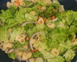 Foto del paso 6 de la receta: Ensalada de pasta y pollo marinado