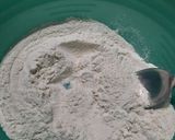 Foto del paso 1 de la receta: Pizza licuada, sin amasar (tipo focaccia)