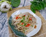 Hình bước làm 3 của món Nấm Kim Châm Hấp Cay (Món Chay)
