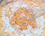 Foto del paso 2 de la receta: Bizcocho de zanahoria sin gluten hecho en microondas