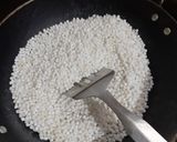 A picture of step 1 of Sabudana ladoo.