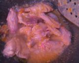 Foto langkah ke 5 dari resep Ayam kecap jamur kancing.