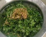 A picture of step 4 of Methi ringan.