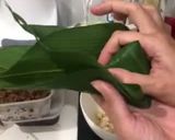 Foto langkah ke 5 dari resep Bacang / Bak Chang Isi Ayam Jamur Shiitake (plus step by step cara membungkusnya).