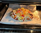 Hình bước làm 3 của món Pizza Đế Mỏng Không Men Nở