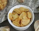 Foto langkah ke 5 dari resep Bawang Putih Goreng Renyah.
