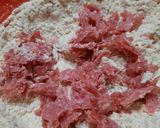 Foto del paso 5 de la receta: Pancitos con salame y semillas