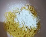 A picture of step 3 of Spaghetti Nest with Drumsticks.