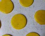 Foto del paso 2 de la receta: Alfajores de maizena de colores