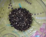 Foto langkah ke 1 dari resep Herbs Infused Honey.