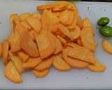 Foto langkah ke 1 dari resep Capcay kuah brokoli dan wortel.