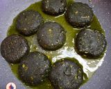 A picture of step 5 of Harabhara Kebabs.