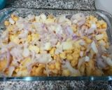 A picture of step 3 of Dahi bhallay.