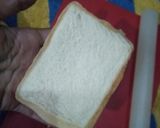 Foto langkah ke 2 dari resep Sosis Gulung Roti Tawar.