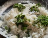 A picture of step 6 of Thai green rice.