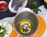 Foto del paso 2 de la receta: Merluza en piperrada con patatas gajo en MyCook Touch