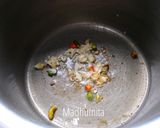 A picture of step 2 of Veg Chowmein.