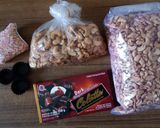 Foto langkah ke 1 dari resep Coklat Kacang Mente.