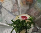 Foto del paso 2 de la receta: Salsa🥪de yogur🍟🌭para tus comidas🥛🌶️🧄