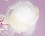 A picture of step 2 of Tiramisu cheesecake.