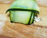Foto del passaggio 7 della ricetta Fagottini di zucchini con feta, noci e basilico